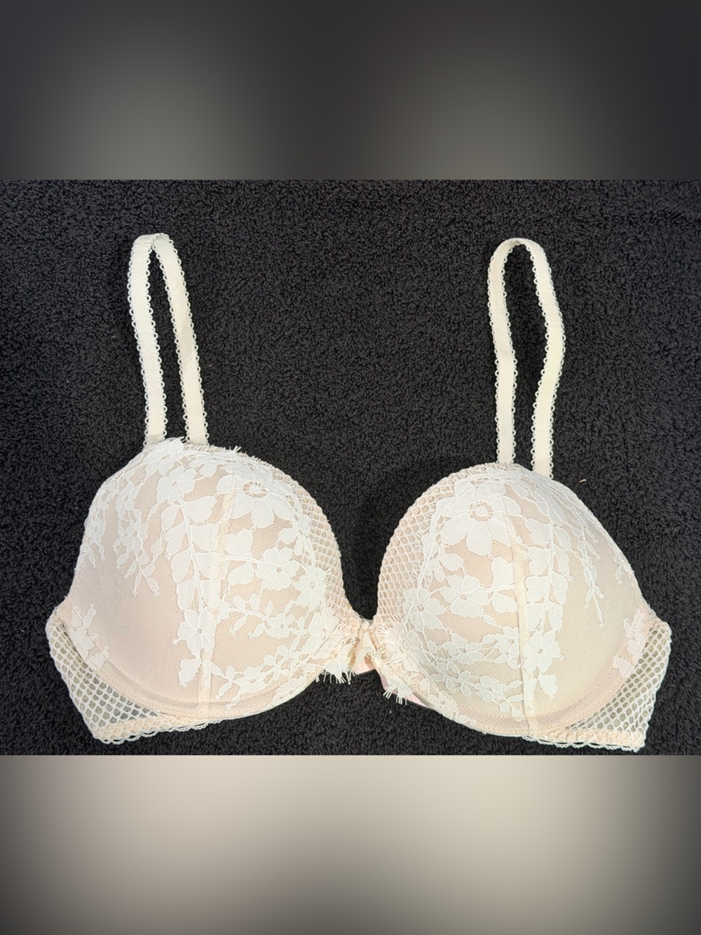 Victoria's Secret “Dream Angels” Lace Push-Up Bra in Ivory/Blush
